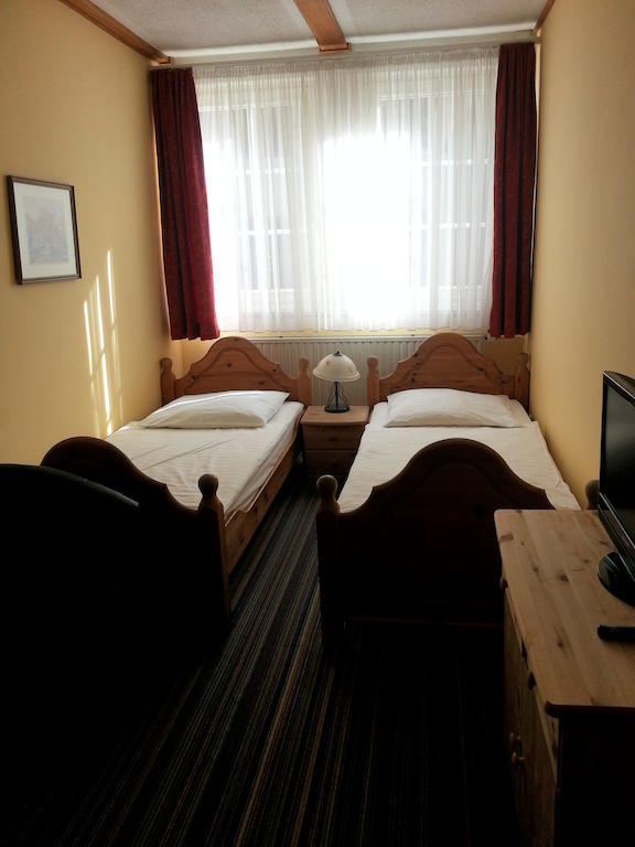 Alte Rathausschaenke - Hotel Garni Hannoversch Münden Esterno foto